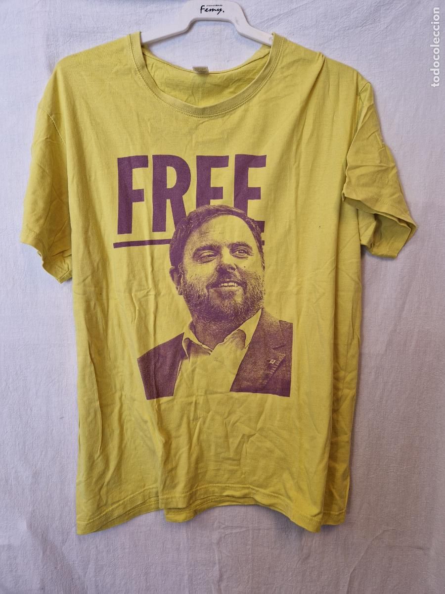 Nuevo: BONITA CAMISETA PARA HOMBRE. COLOR AMARILLA. FREE. TALLA XXL