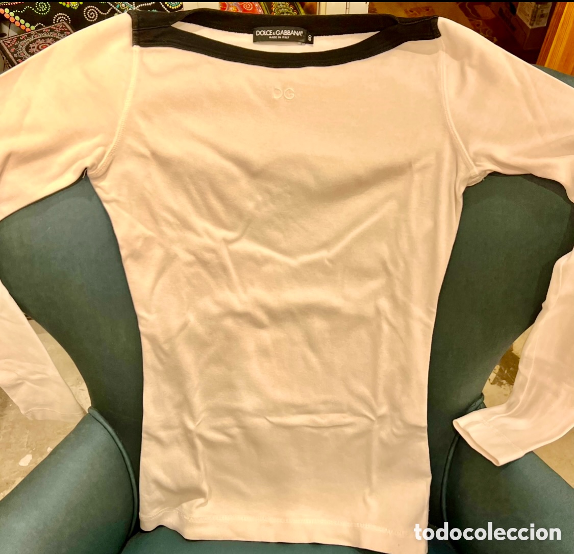 Nuevo: Camiseta. DOLCE & GABBANA. Talla 40.