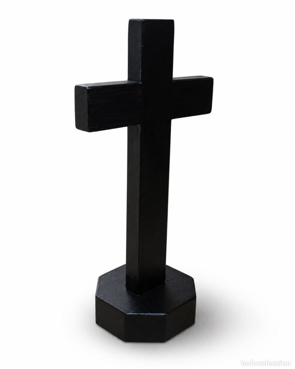 Nuevo: Cruz simple con base - Foto 3