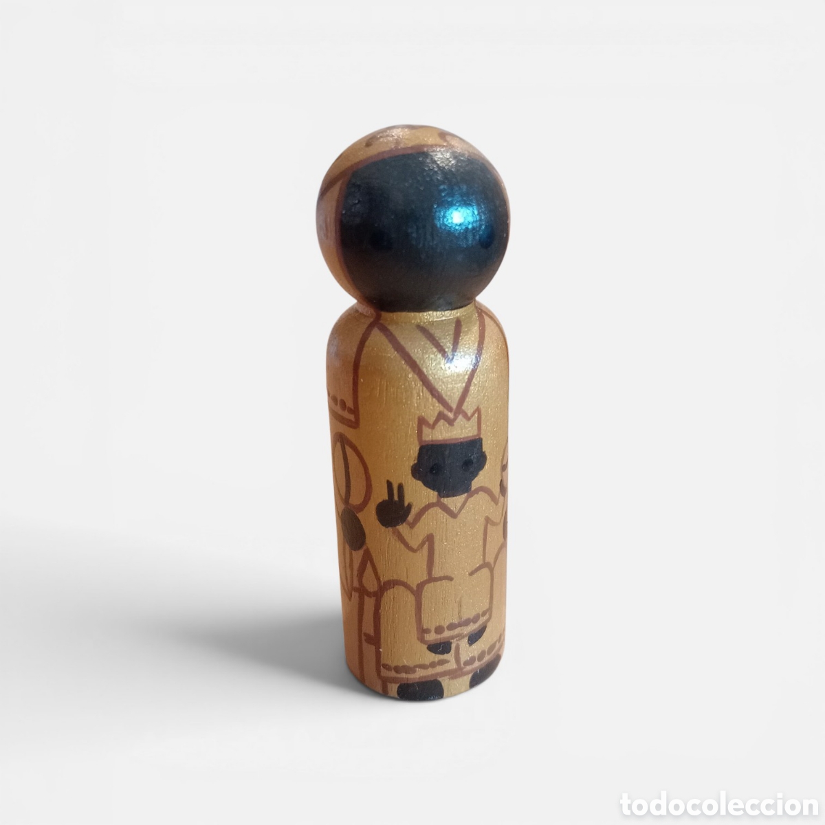Nuevo: Figurita pegdoll madera pintado a mano, 10 cm, Santa Mar&iacute;a de Montserrat