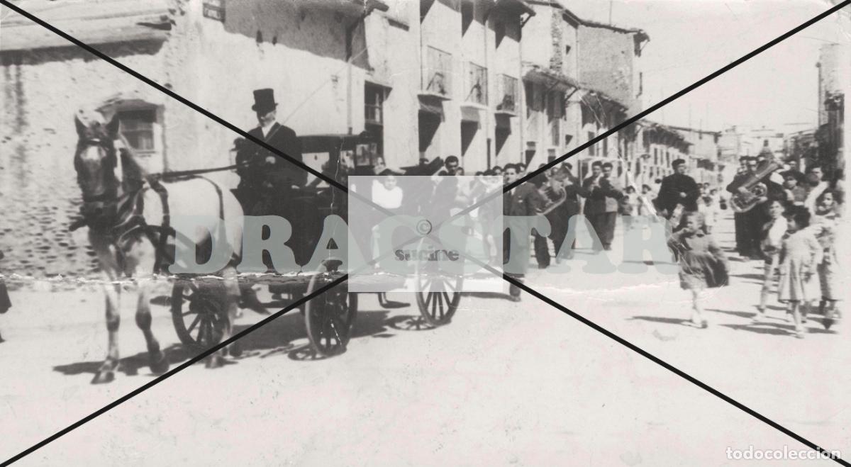 Nuevo: CASTELL&Oacute;N EN EL RECUERDO, BAUTIZO POR CALLE SAN ROQUE C79