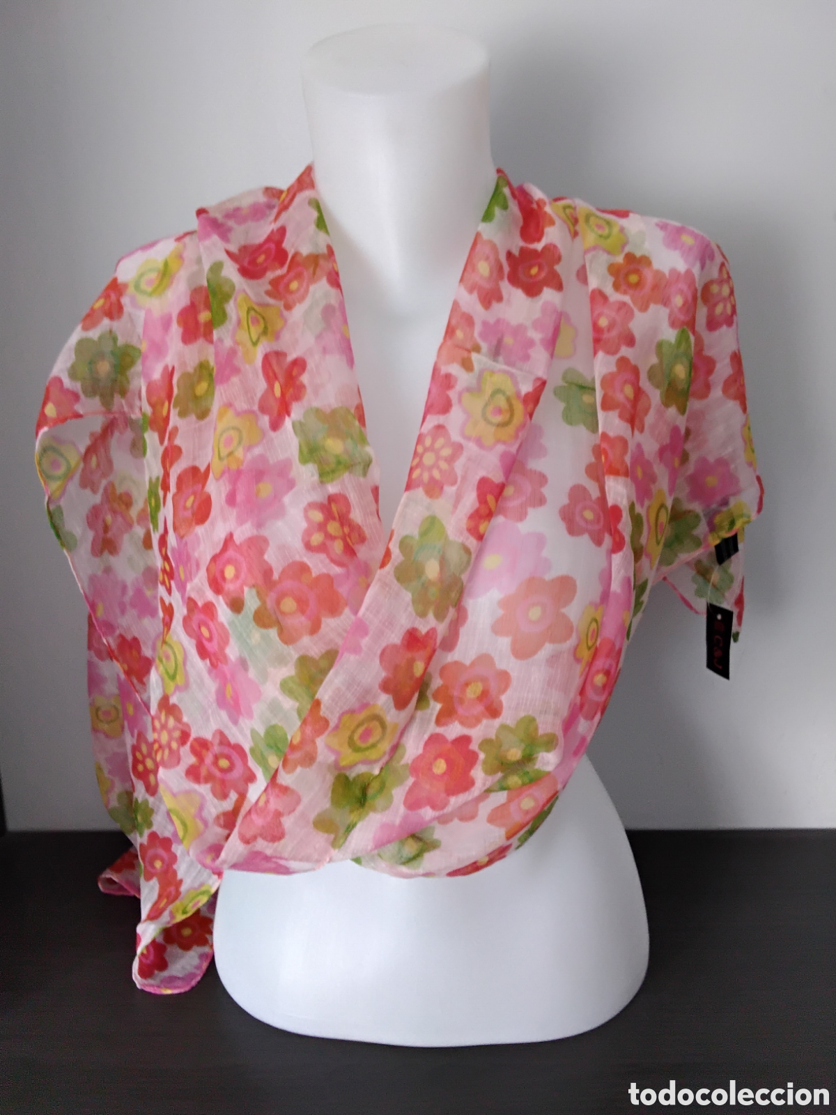 Nuevo: Pa&ntilde;uelo/Chal Estampado Floral - Foto 2