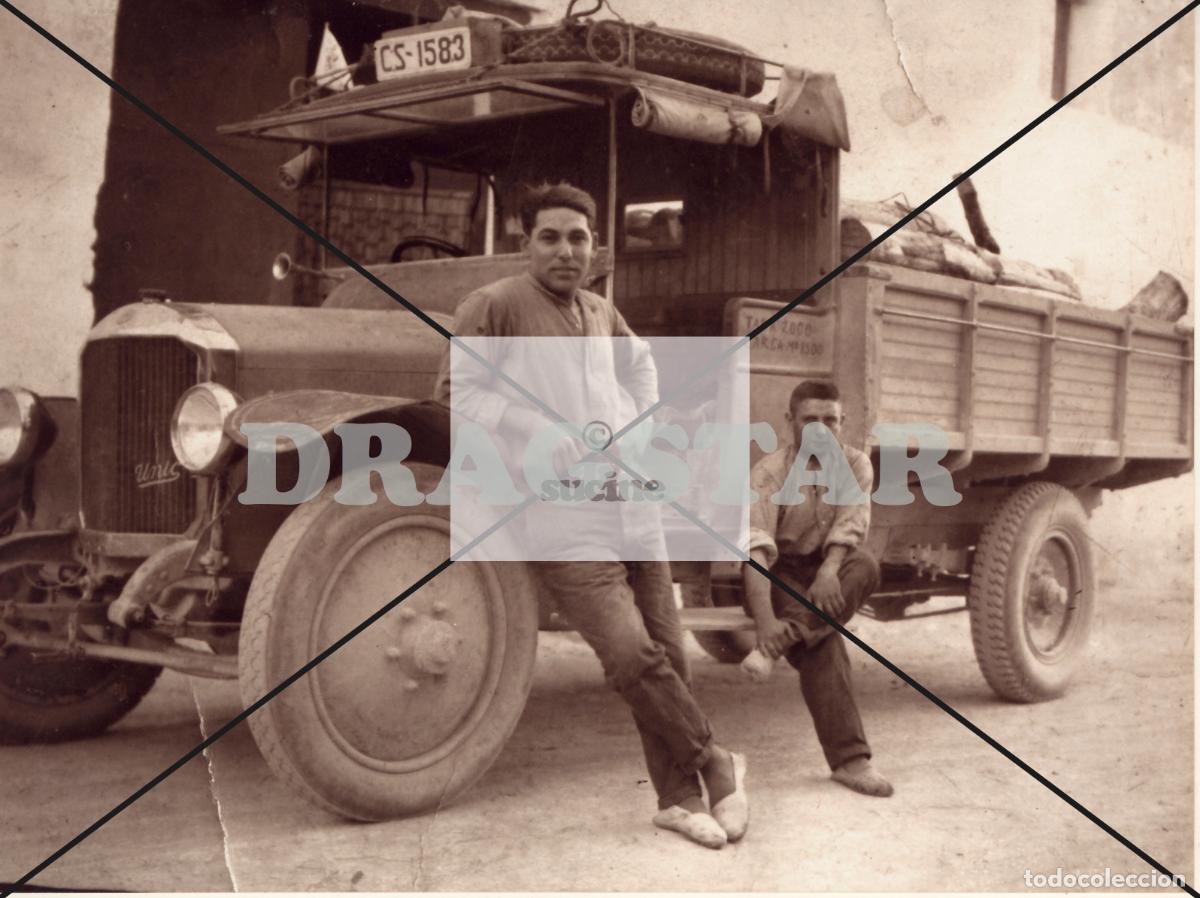 Nuevo: AUTOS DE CASTELL&Oacute;N EN EL RECUERDO, JOVENES Y CAMIONETA C 80