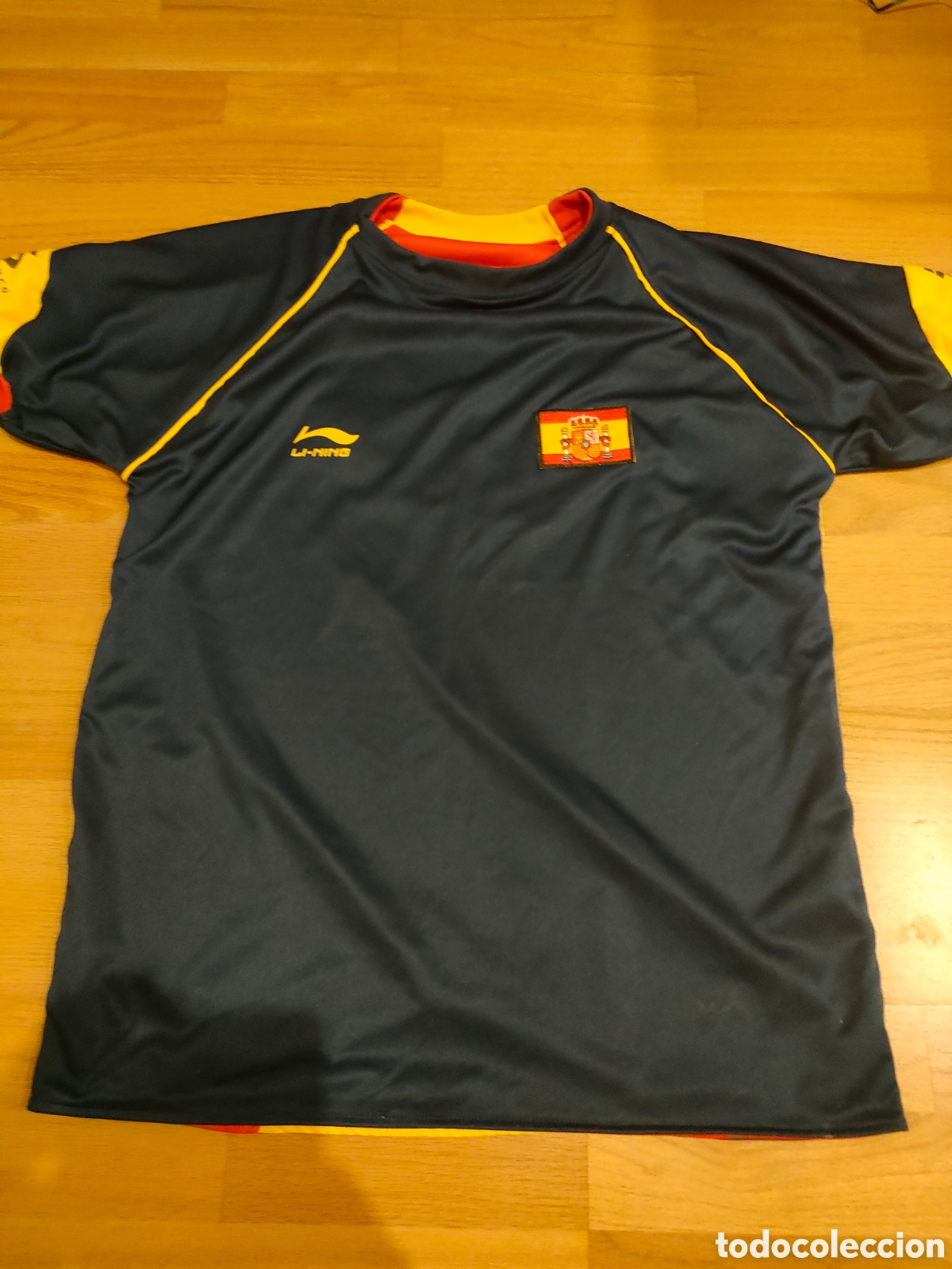 Nuevo: Camiseta Espa&ntilde;a reversible talla M