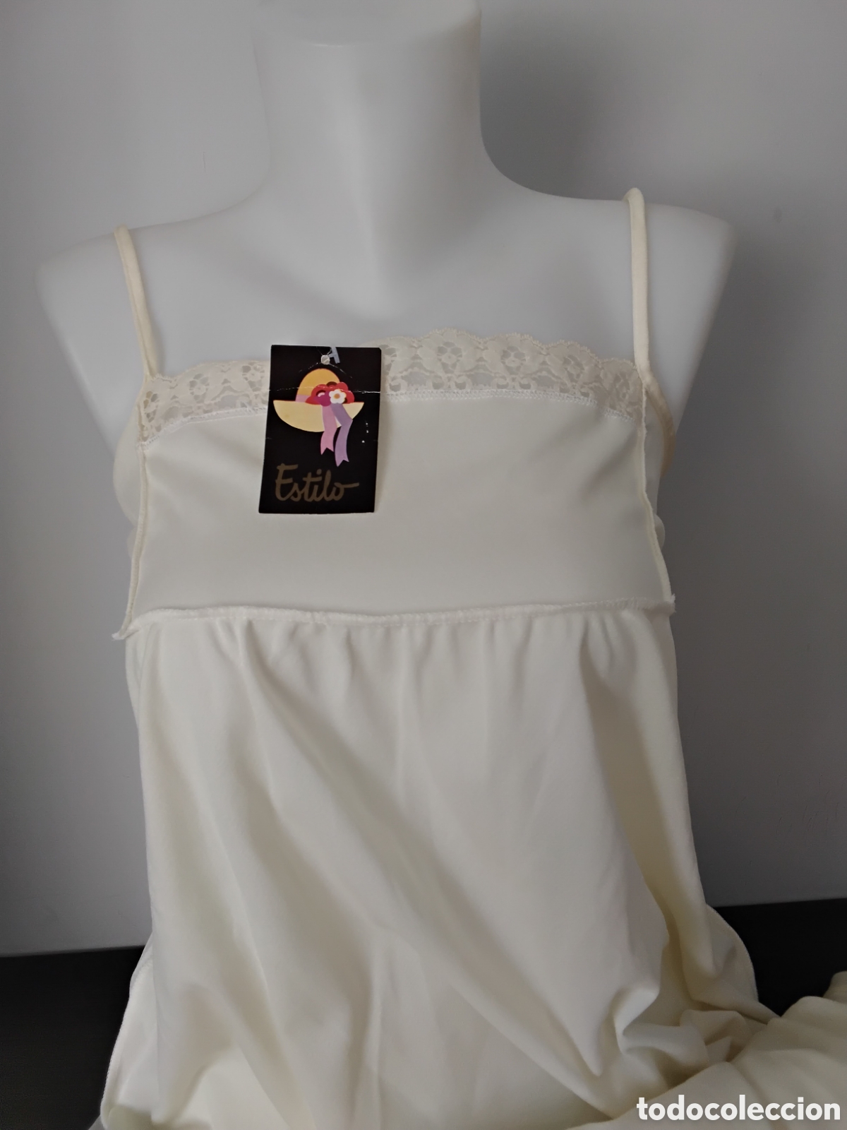 Nuevo: Conjunto Bata y Camis&oacute;n Crema - Foto 5