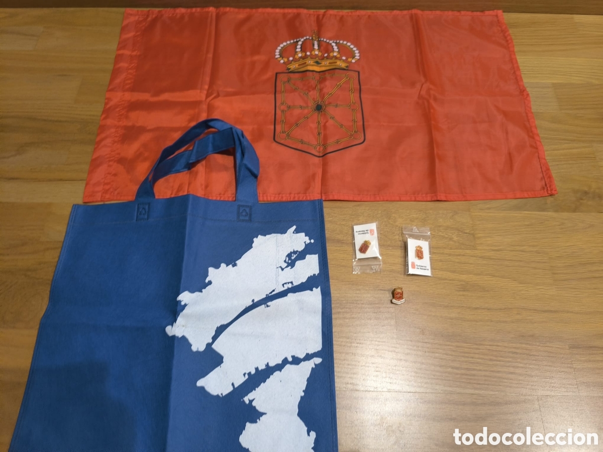 Nuevo: BANDERA, BOLSA TELA Y PINES NAVARRA