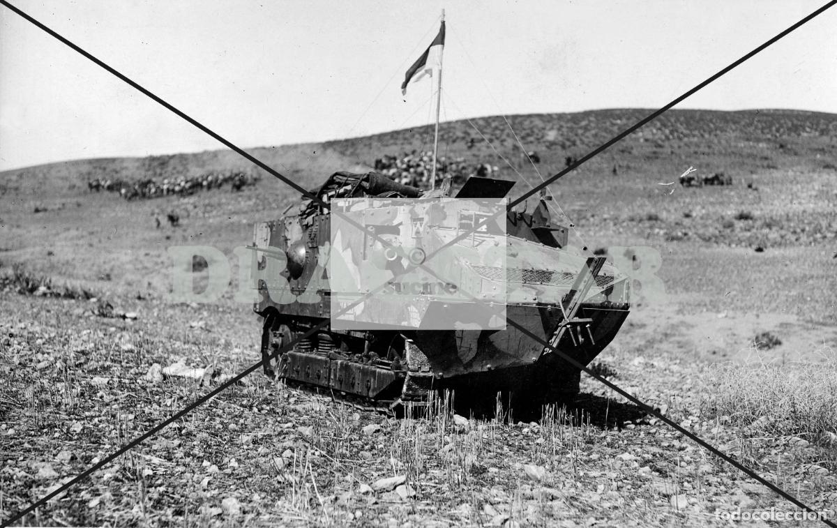Nuevo: LA GUERRA DE ESPA&Ntilde;A EN AFRICA,CARRO DE COMBATE EN MELILLA O CEUTA TD 81