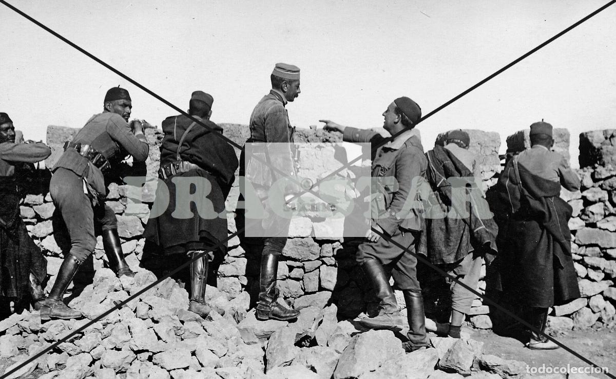 Nuevo: LA GUERRA DE ESPA&Ntilde;A EN AFRICA, EL JOVEN FRANCO DIRIJIENDO A LAS TROPAS EN MELILLA O CEUTA TD 81