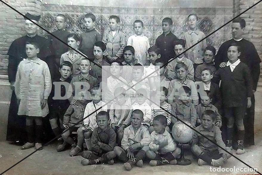 Nuevo: GENTE DE CASTELLON EN EL RECUERDO, GRUPO ESCOLAR ESCUELAS PIAS CURSO 1927. TD 82