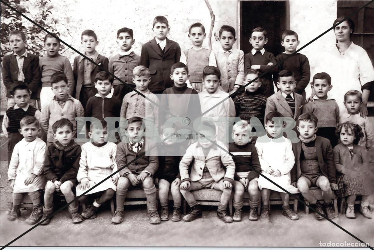 Nuevo: GENTE DE CASTELLON EN EL RECUERDO, GRUPO ESCOLAR OBISPO CLIMENT CURSO ? TD 82