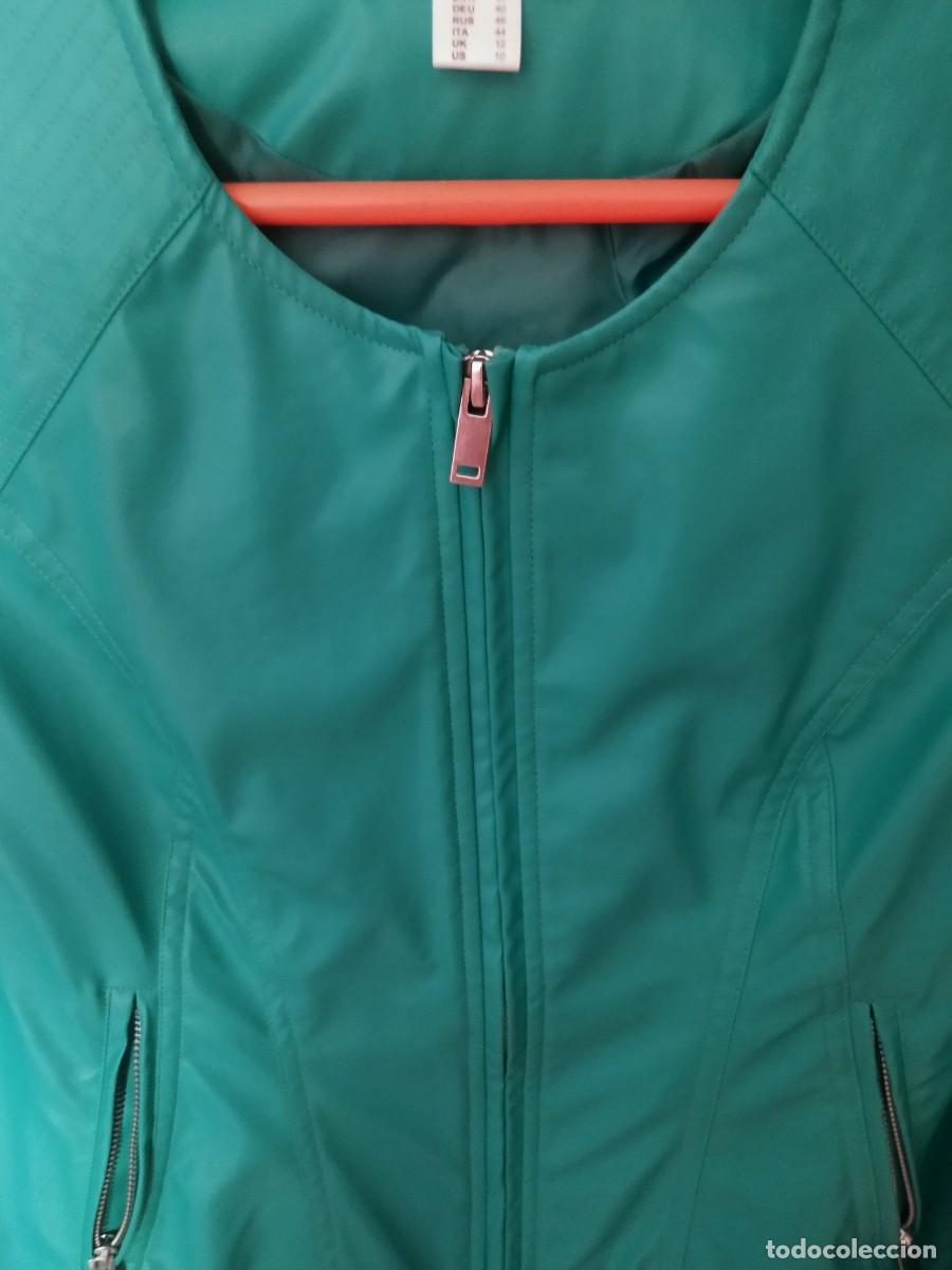 Nuevo: Chaqueta estilo piel a estrenar con cremallera de dise&ntilde;o ITALIA verde