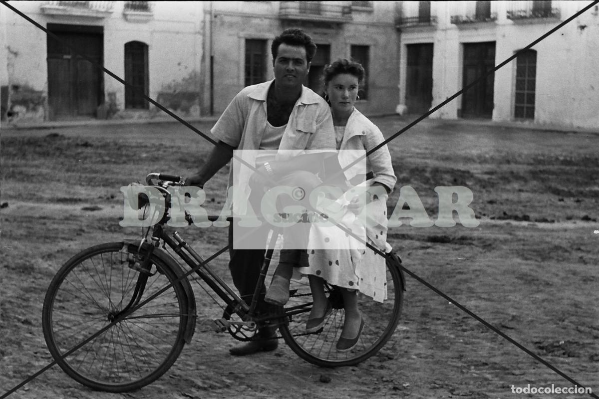 Nuevo: BICICLETAS PARA LA HISTORIA, A LA PLAYA DE MONCOFAR EN BICI A&Ntilde;OS 60 TD 82