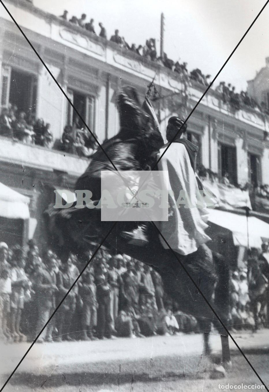 Nuevo: LA GUERRA DE ESPA&Ntilde;A EN AFRICA, DESFILE MILITAR EN MELILLA EN TD 82