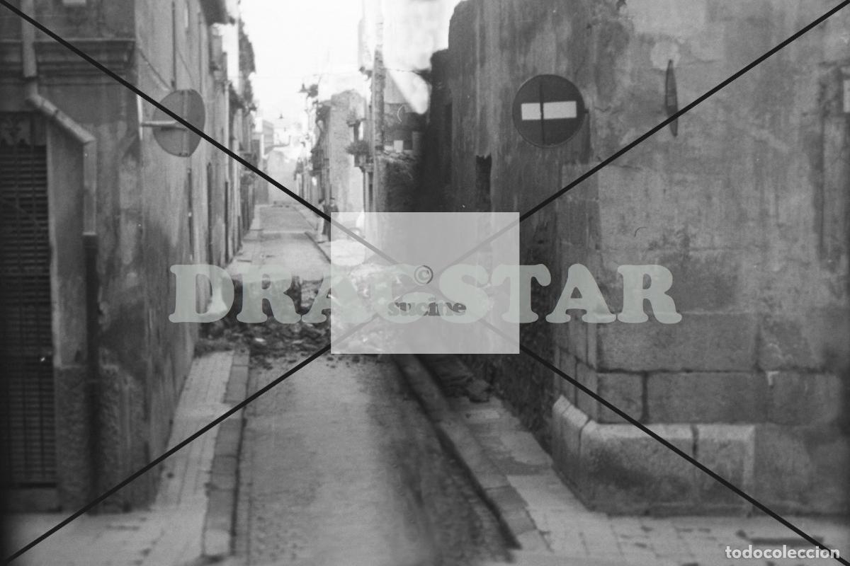 Nuevo: CASTELL&Oacute;N EN EL RECUERDO, DERRIBO DEL ANTIGUO TRINQUETE EN LOS A&Ntilde;OS 70 TD 83
