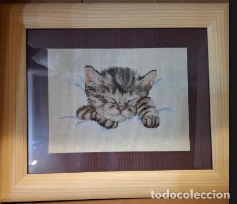 Nuevo: Cuadro Gato Dormido Tejido - Foto 8