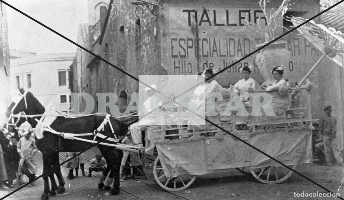 Nuevo: CASTELL&Oacute;N EN EL RECUERDO, CARROZA EN LAS FIESTAS DE JULIO TD 83