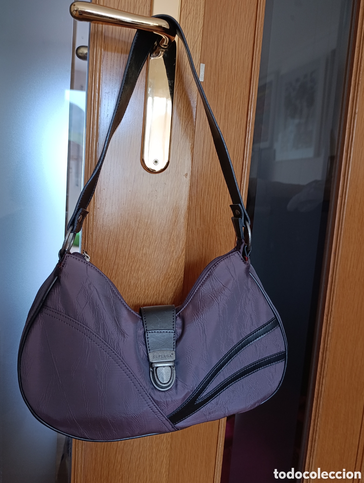 Nuevo: Bolsa nuevo de hombro Superga