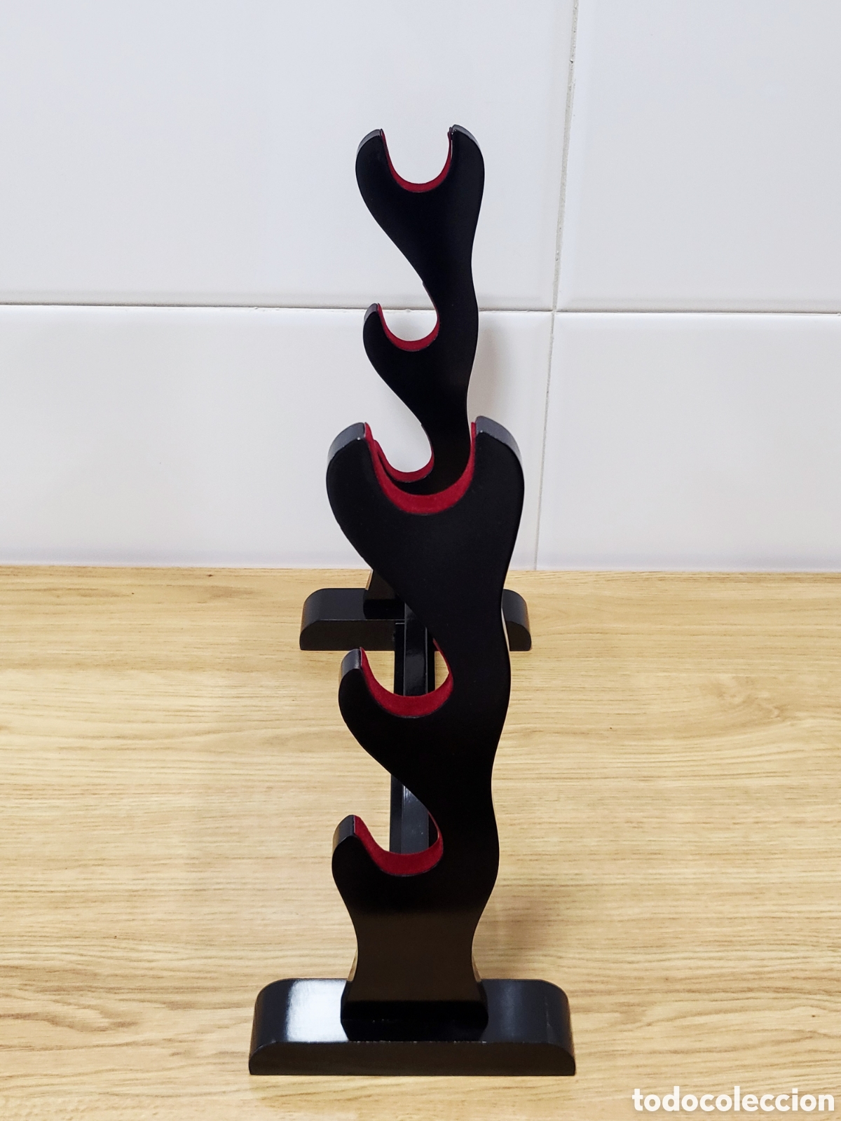 Nuevo: Soporte para tres katanas en madera a estrenar - Foto 4