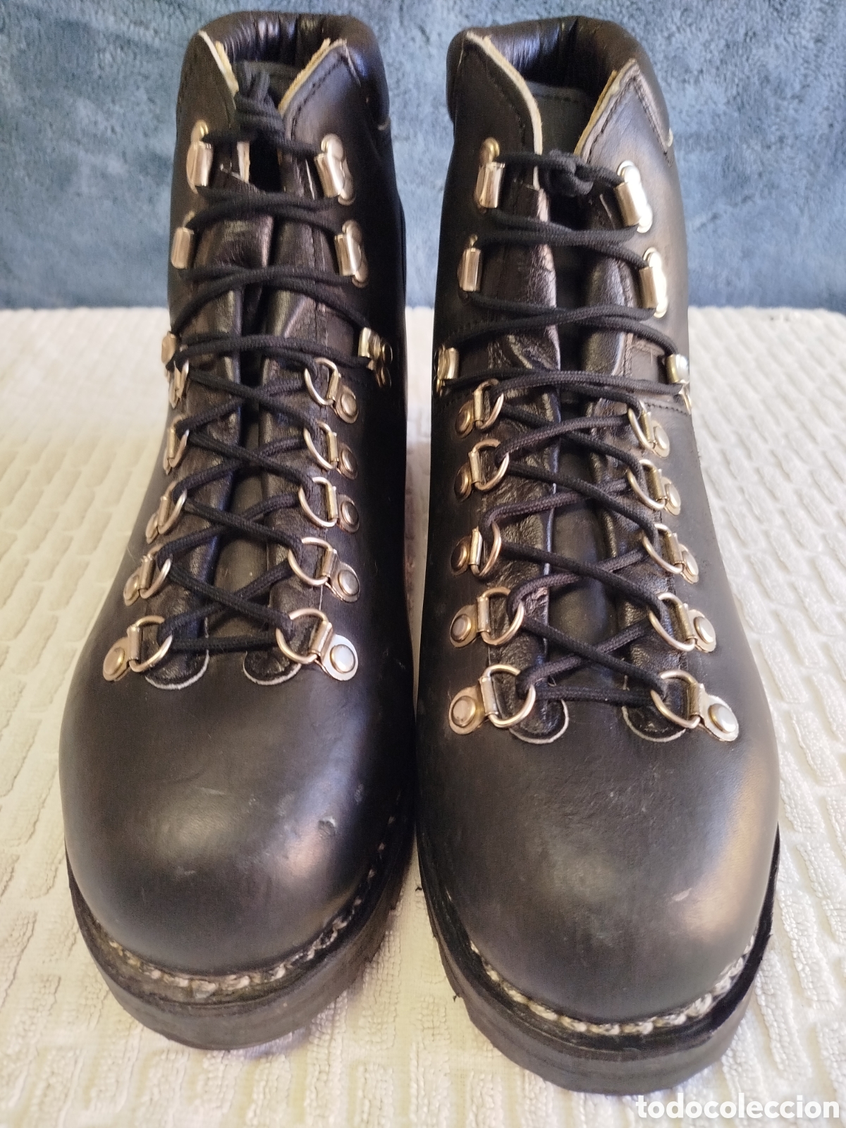 Nuevo: Botas de piel de monta&ntilde;a Kamet sexto grado, talla 44 nuevas.