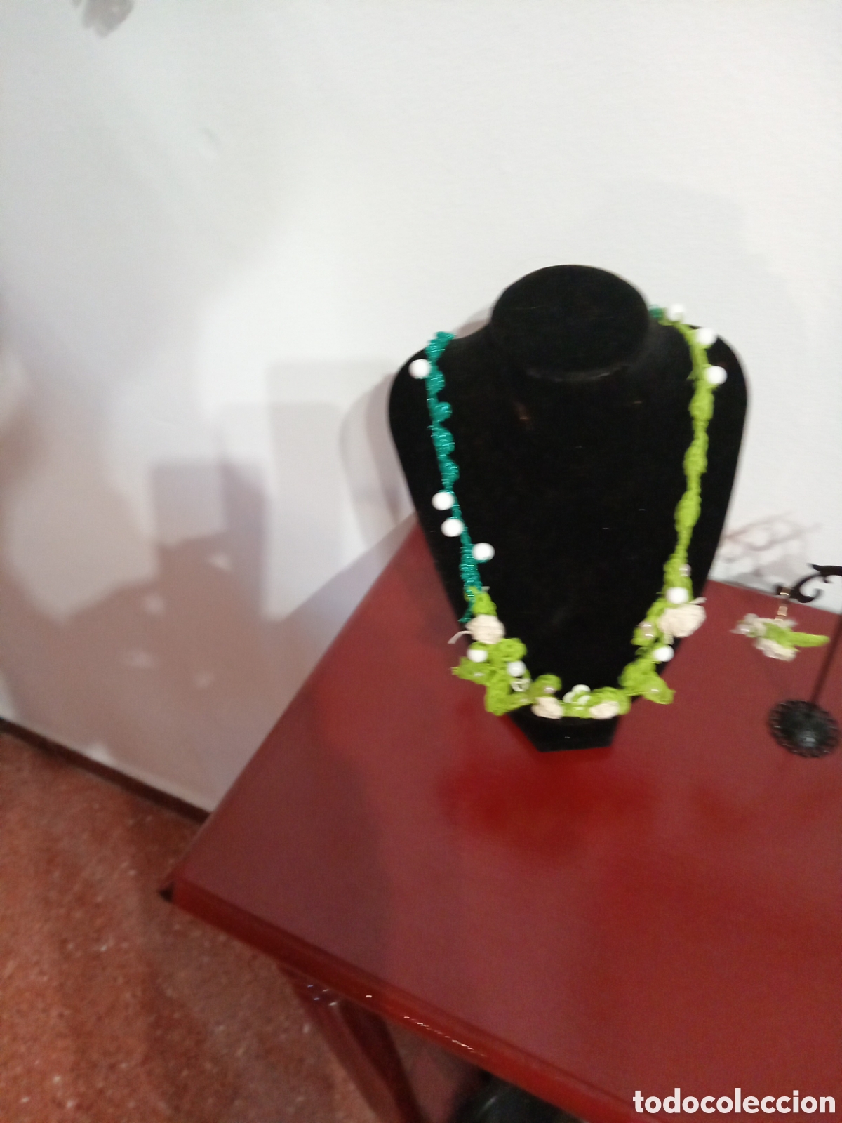 Nuevo: Conjunto de collar y pendientes hechos a mano - Foto 2