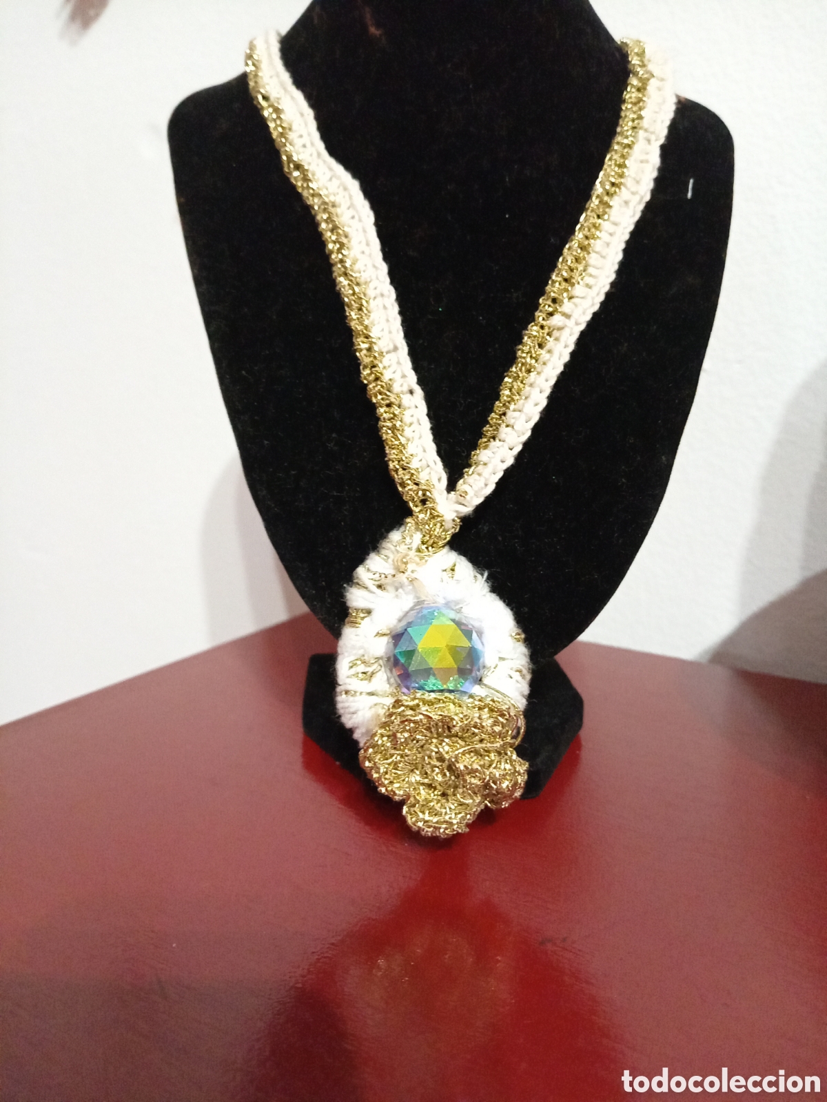 Nuevo: Collar de ganchillo para mujer
