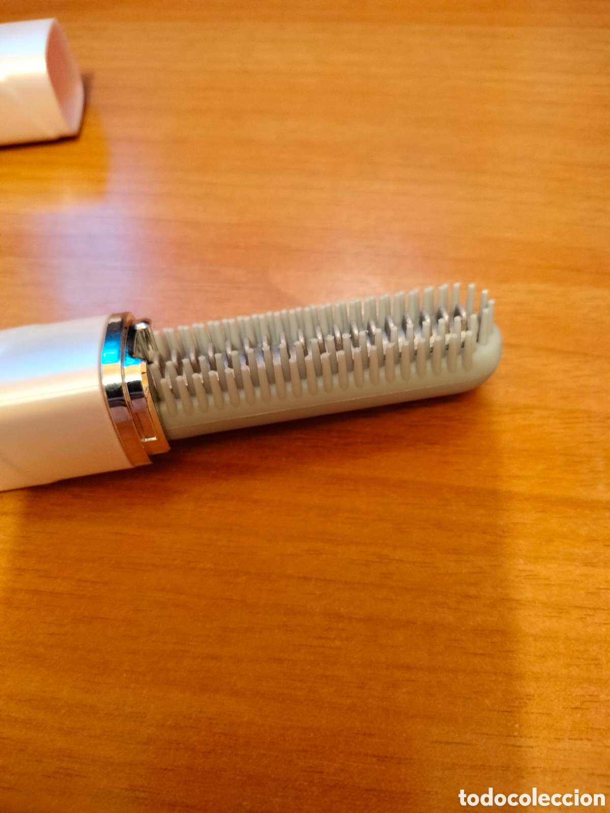 Nuevo: Mini cepillo alisador de pelo inal&aacute;mbrico y recargable - Foto 9