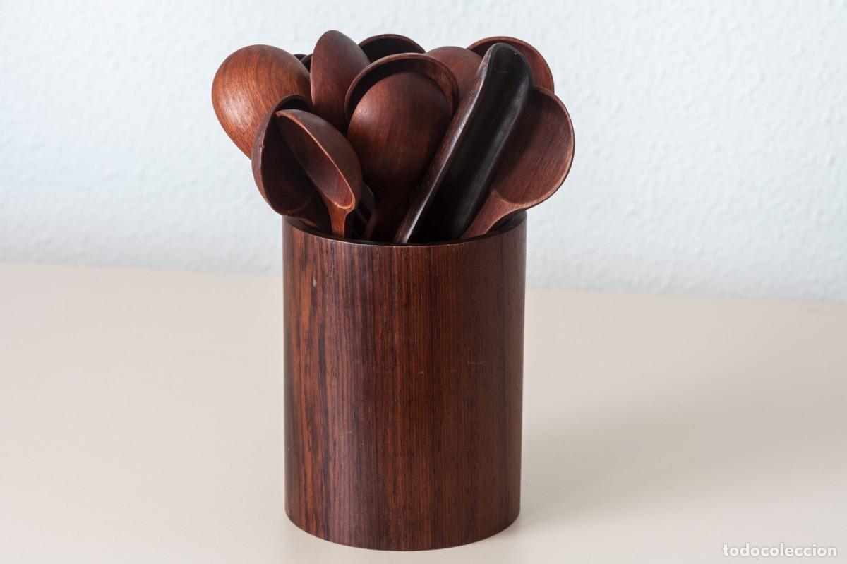 Nuevo: Exclusivo Conjunto de B&uacute;caro Cil&iacute;ndrico y Juego de 18 Cucharas en Madera Noble Tropical &ndash; Artesan&iacute;a