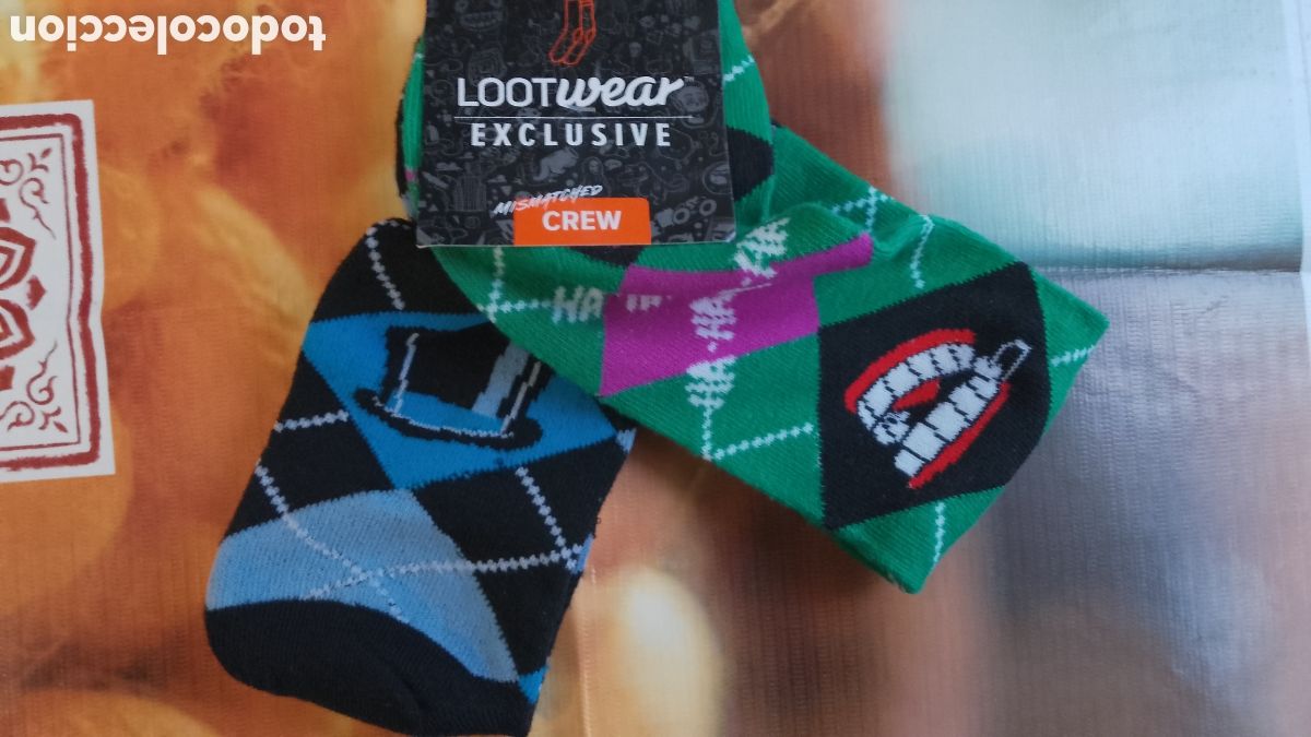 Nuevo: BATMAN.JOKER.CALCETINES SOCKS.OJO DIFERENTE COLOR.NUEVOS. A ESTRENAR.LOOTCRATE LIMITED EDITION