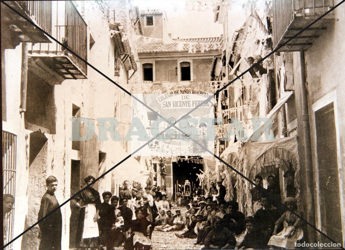 Nuevo: CASTELLON EN EL RECUERDO, CALLE OBISPO CLIMENT DURANTE LAS FIESTAS DE LA CORONACI&Oacute;N 1924 C86