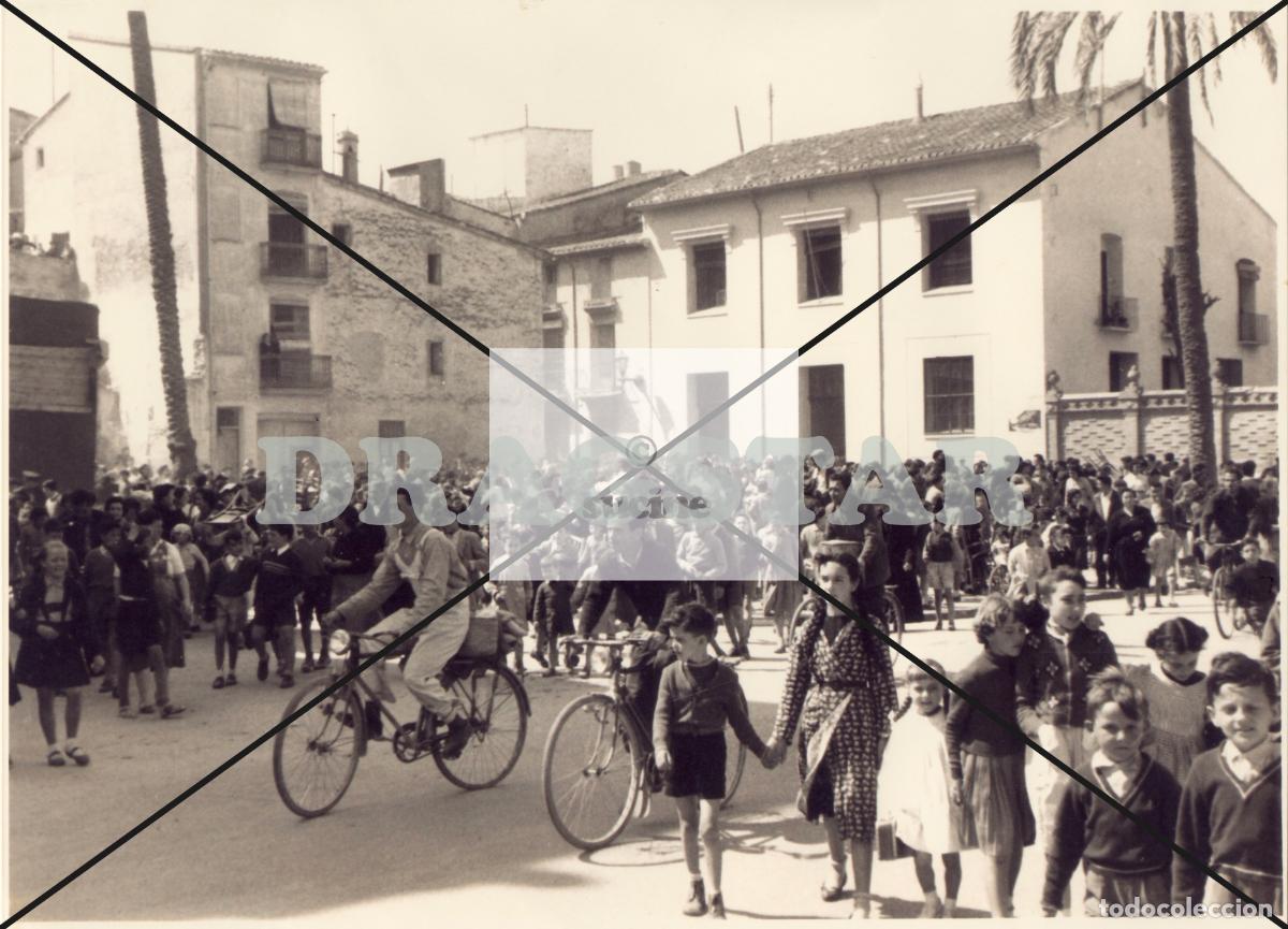 Nuevo: CASTELLON EN EL RECUERDO, MANIFESTACI&Oacute;N ESTUDIANTIL EN PLAZA DE LAS AULAS C 86
