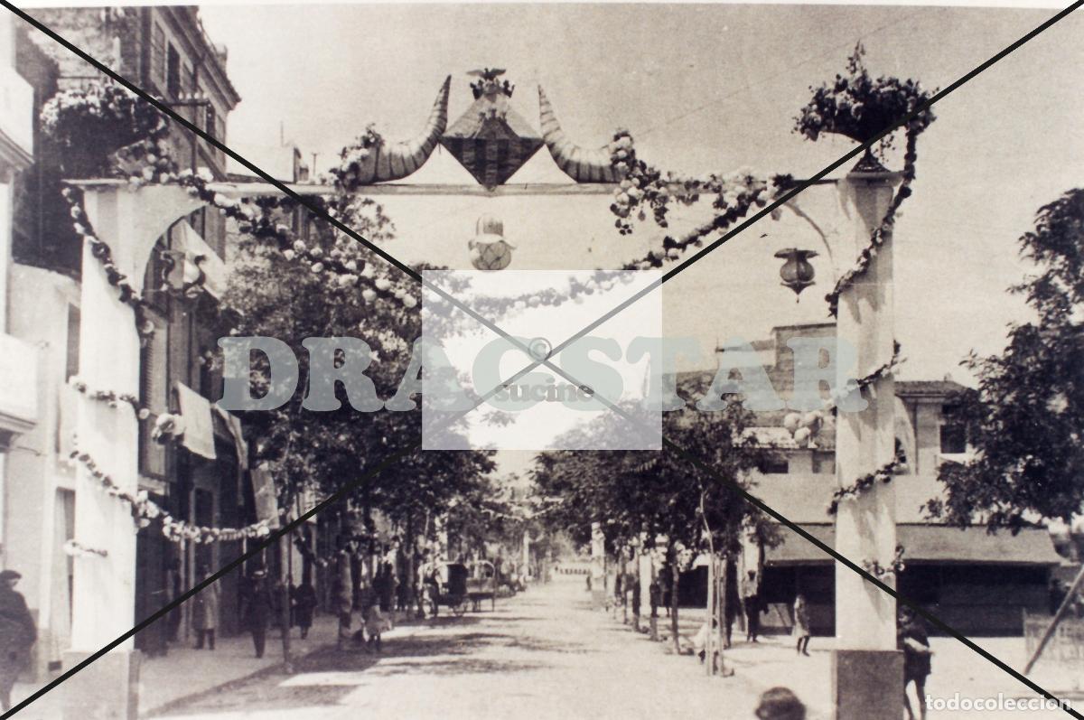 Nuevo: CASTELLON EN EL RECUERDO, CALLE ZARAGOZA DURANTE LAS FIESTAS DE LA CORONACI&Oacute;N 1924 C 86