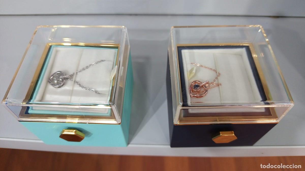 Nuevo: Collar Coraz&oacute;n Giratorio 100 Idiomas con Joyero Nuevo