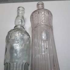 Otras Botellas y Bebidas Antiguas de colección: BOTELLAS ANTIGUAS CON GRABADOS AÑOS 60