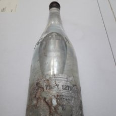 Otras Botellas y Bebidas Antiguas de colección: BOTELLA ANTIGUA DE VICHY CATALÁN S.A LLENA