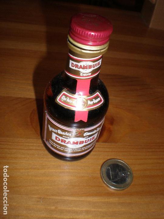 Otras botellas y bebidas antiguas de colecci&oacute;n: DRAMBUIE,MINI BOTELLA - Foto 4