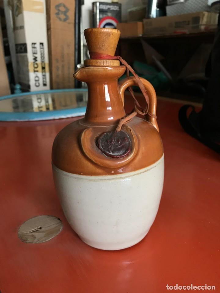 Collecting other Bottles and Drinks: Caneco Vac&iacute;o, Whisky of The Monks