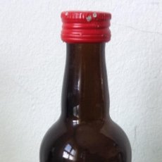 Otras Botellas y Bebidas Antiguas de colección: DRY SACK SHERRY BOTELLITA WILLIANS & HUMBERT JEREZ