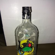 Otras Botellas y Bebidas Antiguas de colección: BOTELLA DE GIN, GINEBRA LARIOS EDICION ESPECIAL MIRO.
