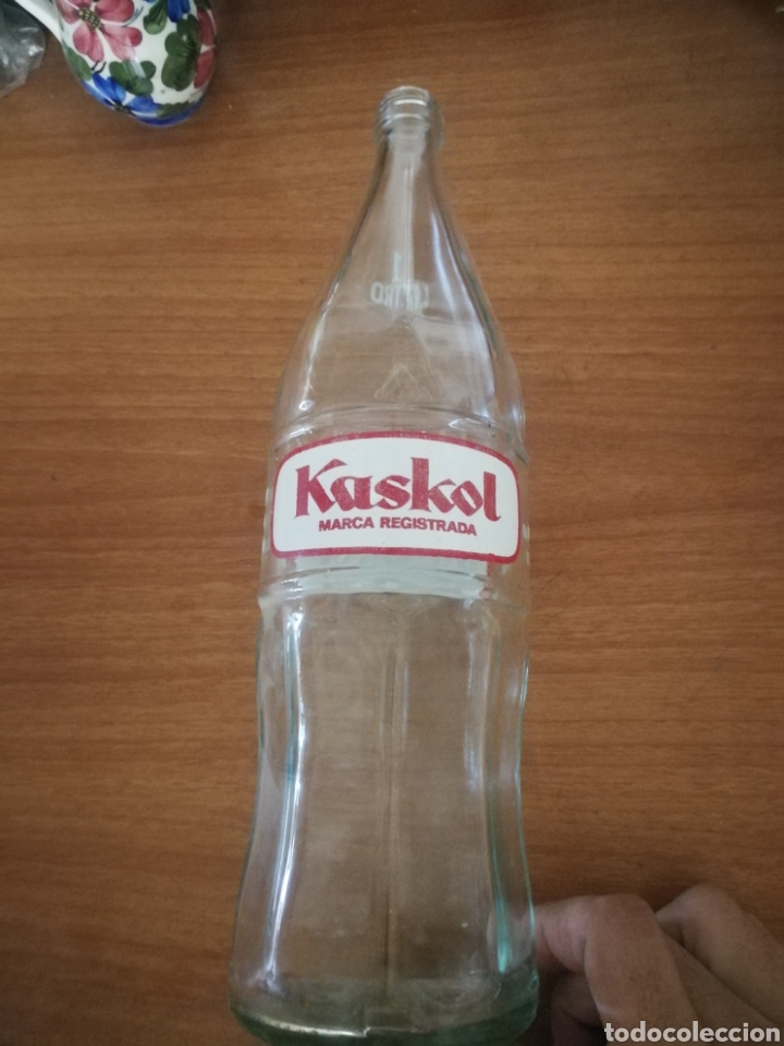 Otras botellas y bebidas antiguas de colecci&oacute;n: Botella kaskol - Foto 2