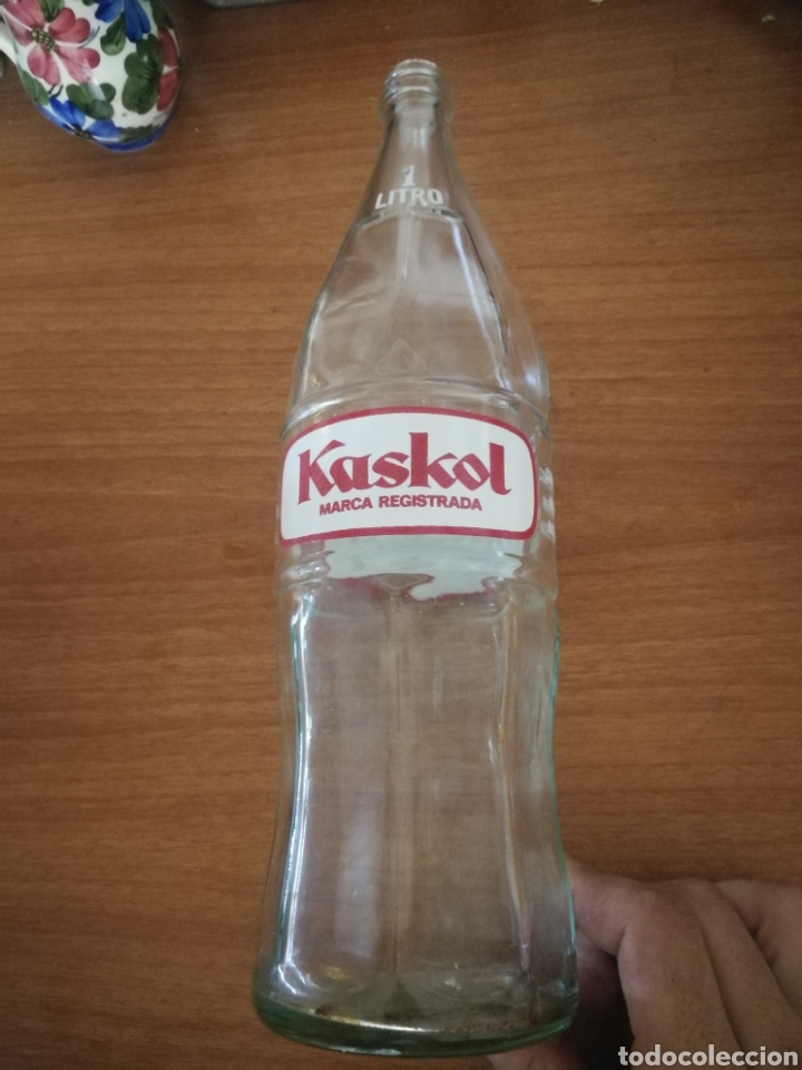 Otras botellas y bebidas antiguas de colecci&oacute;n: Botella kaskol - Foto 1