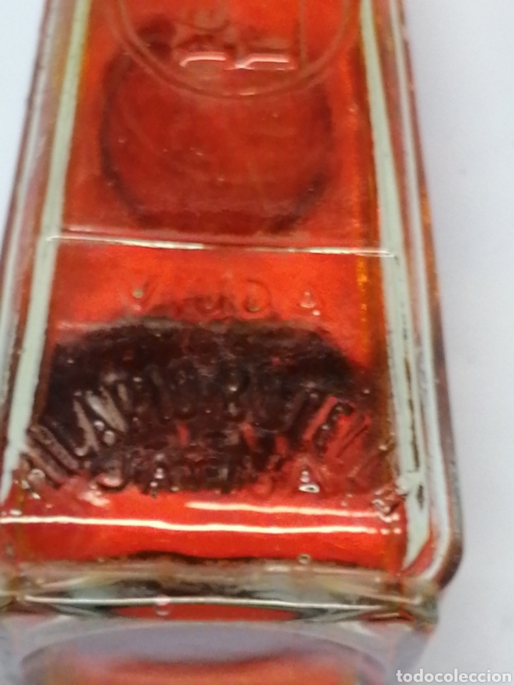 Otras botellas y bebidas antiguas de colecci&oacute;n: Elixir Hilario Botella - Foto 4