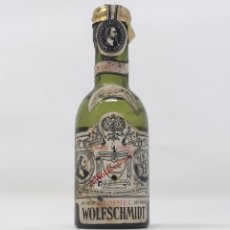 Otras Botellas y Bebidas Antiguas de colección: WOLFSCHMIDT DE KUMMEL DE LOS AÑOS 60-70, MINIATURA/BOTELLÍN, LICOR/BRANDY/WHISKY...