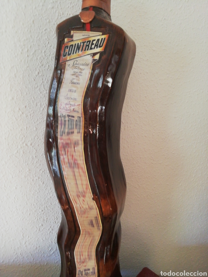 Otras botellas y bebidas antiguas de colecci&oacute;n: Botella de COINTREAU - Foto 4