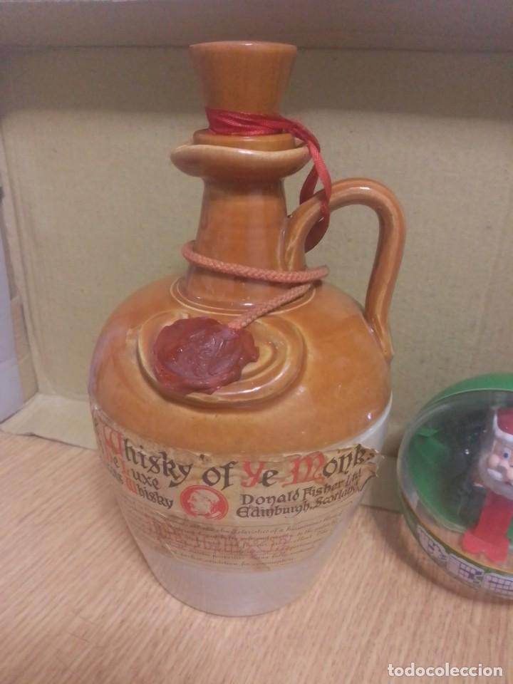 Otras Botellas y Bebidas Antiguas de colecci&oacute;n: Caneco, caneca, botella vac&iacute;a .Scots Whisky De luxe Monks..