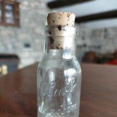 Otras Botellas y Bebidas Antiguas de colección: ANTIGUA BOTELLA / FRASCO DE MEDICAMENTO HUILE DE RICIN CON TAPÓN CORCHO AÑOS 20-30