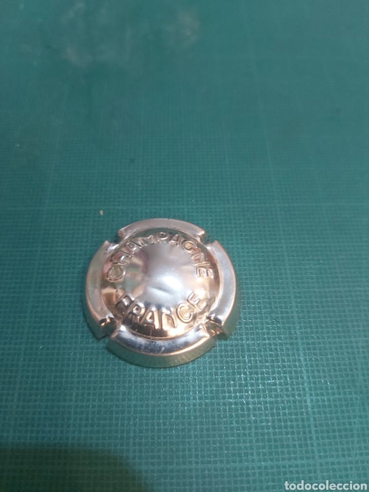 Otras botellas y bebidas antiguas de colecci&oacute;n: CHAMPA&Ntilde;E CHAPA DE BOTELLA - Foto 1