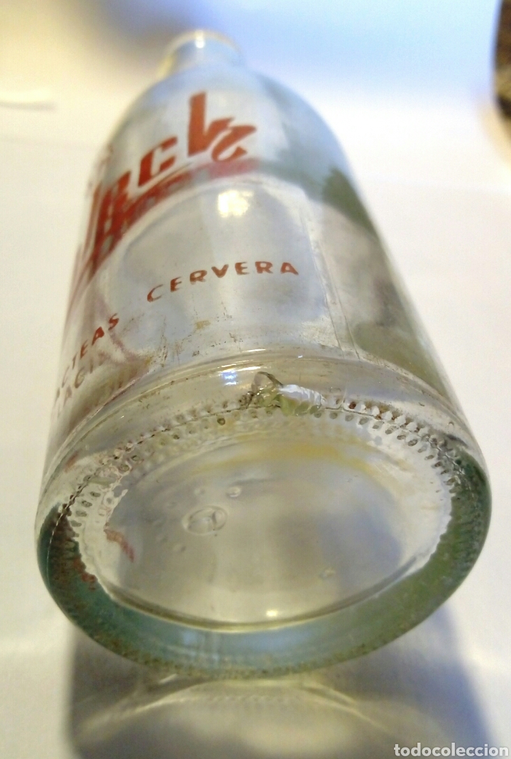 Otras botellas y bebidas antiguas de colecci&oacute;n: botella Choleck - Foto 3