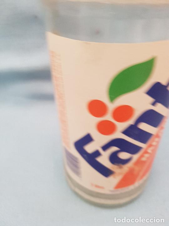 Otras botellas y bebidas antiguas de colecci&oacute;n: FANTA - Foto 3