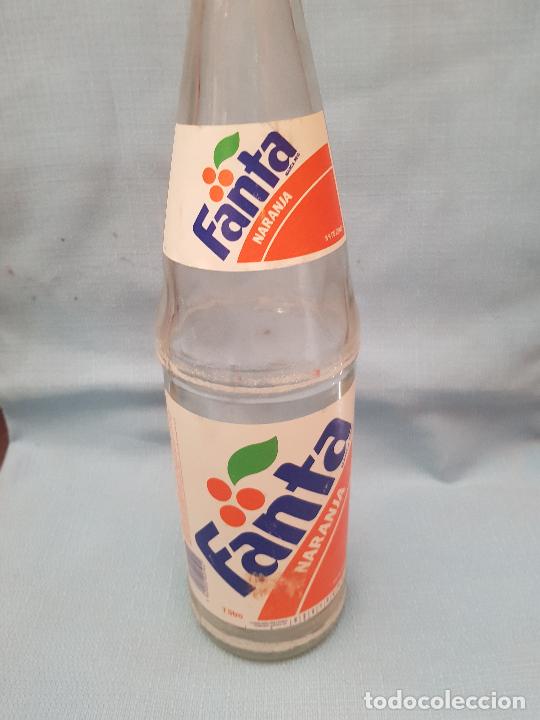 Otras botellas y bebidas antiguas de colecci&oacute;n: FANTA - Foto 4