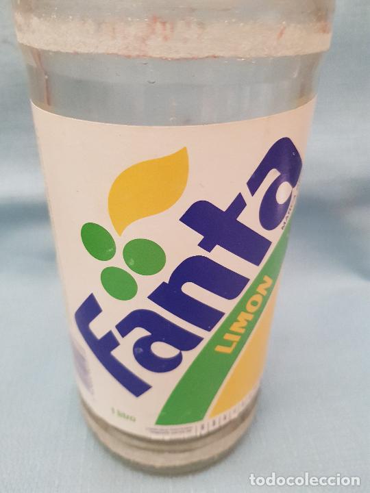Otras botellas y bebidas antiguas de colecci&oacute;n: FANTA - Foto 1